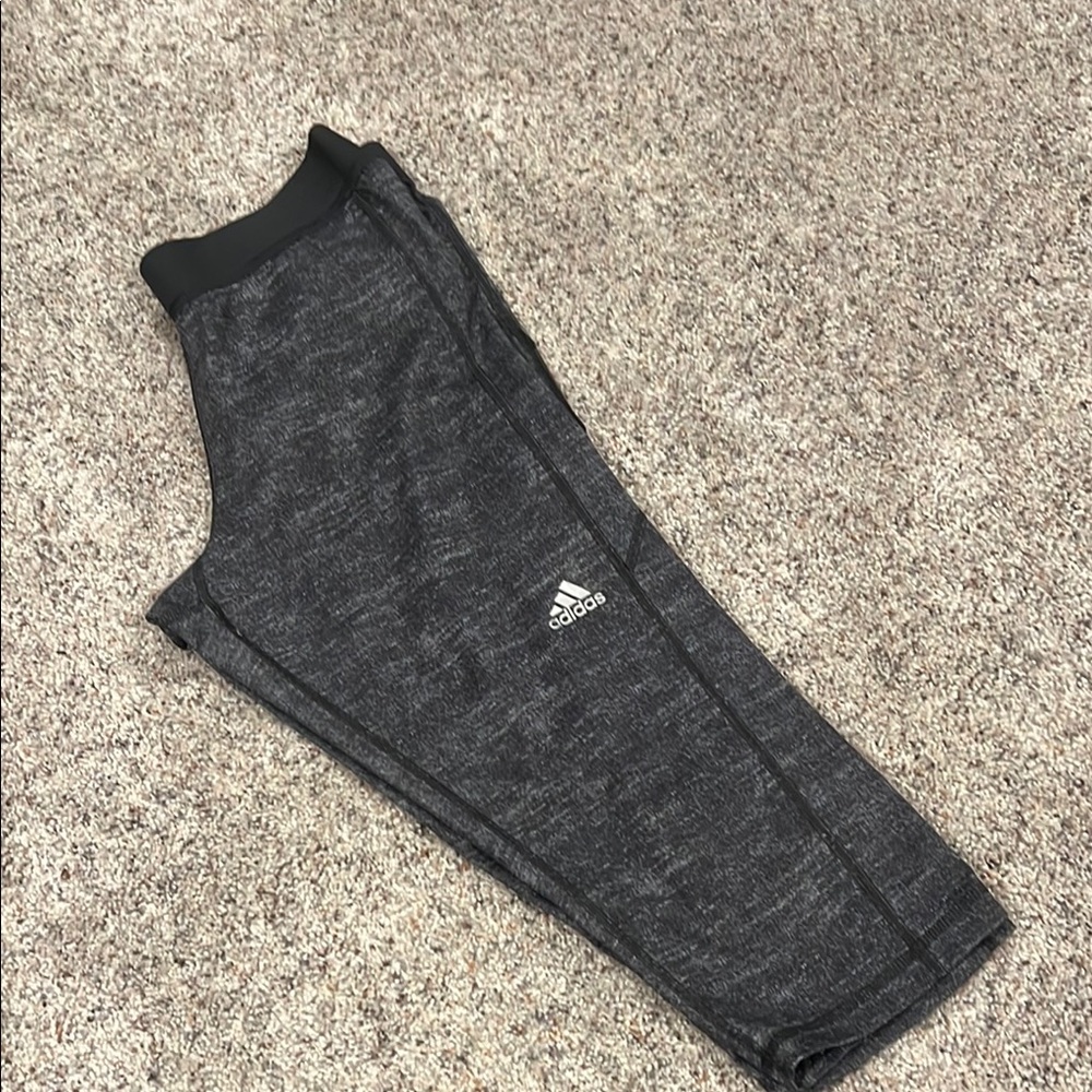 Adidas Charcoal Knee length leggings climalite